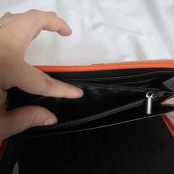 Haute Shore Neoprene Gray Wallet Woth Orange And White Stripes NWT - Picture 7 of 8